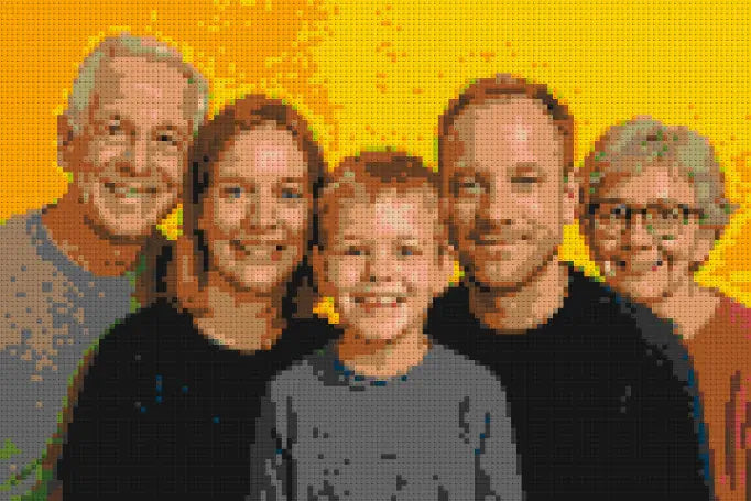 Kind mit Eltern und Großeltern als personalisiertes Fotomosaik im Querformat – Größe S